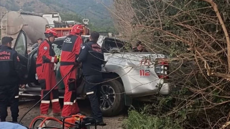 Orman işçileri Köyceğiz'de kaza geçirdi: 3 kişi yaralandı